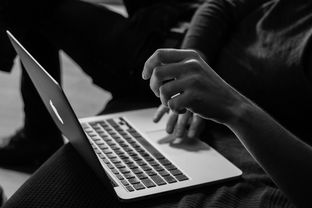 如何通过简洁设计提升用户体验：QuickQ官网案例分析-Quickq官网